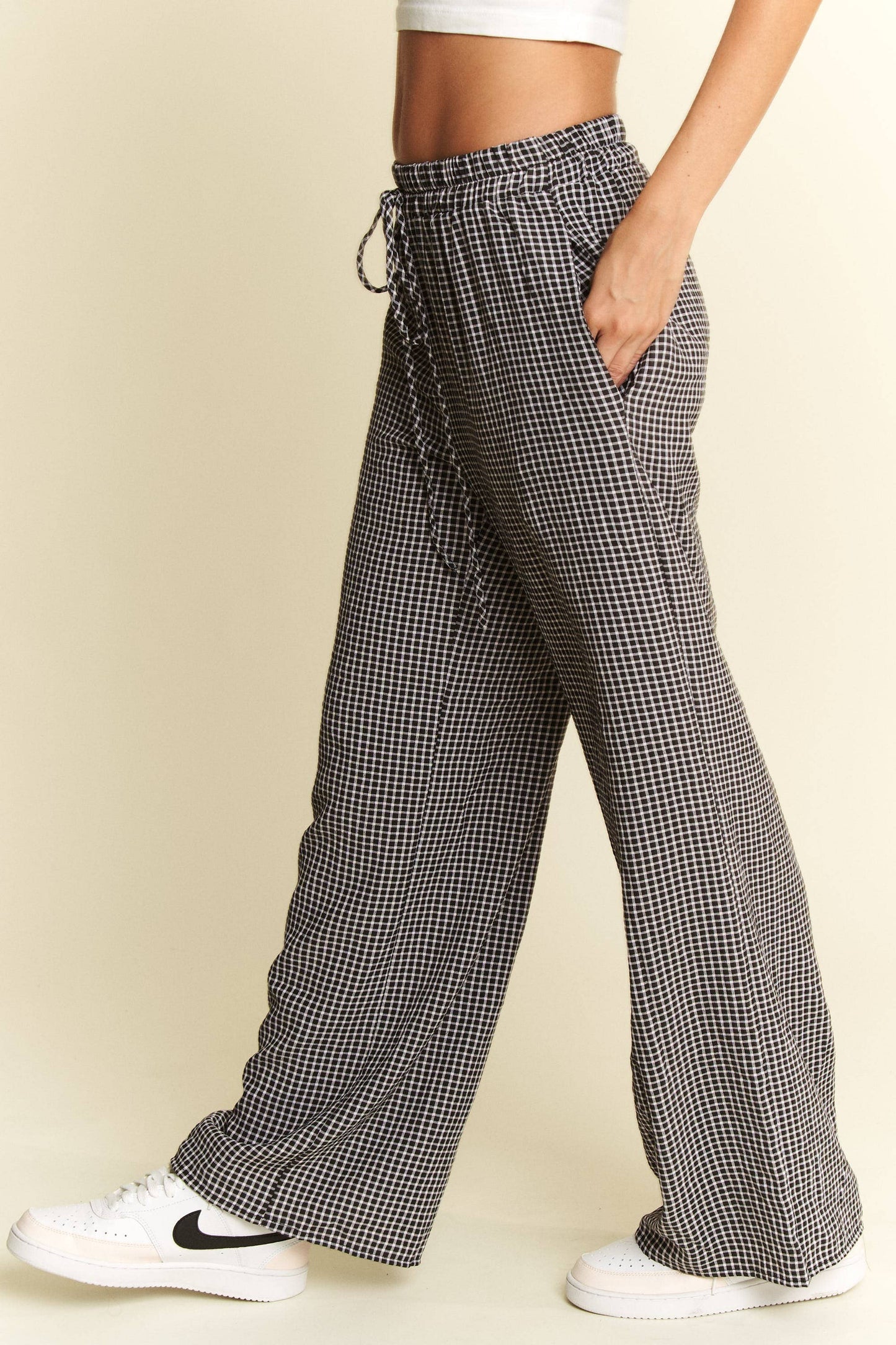 CHECKERED PRINT BOXER PANTS