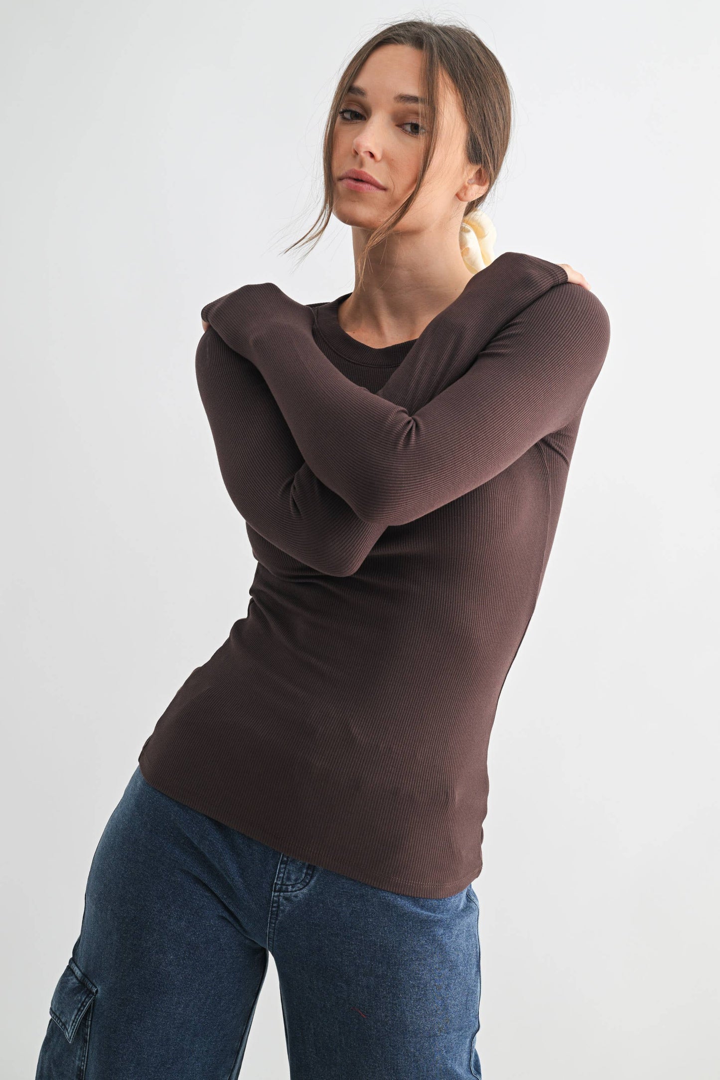 Essential Long-Sleeved Micro-Ribbed Athleisure Top - Espresso